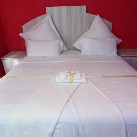 Khaya B&B Mandalay เคปทาวน์ ภายนอก รูปภาพ